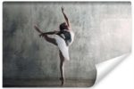 Fototapeta Tańcząca Baletnica Na Tle Betonowej Ściany